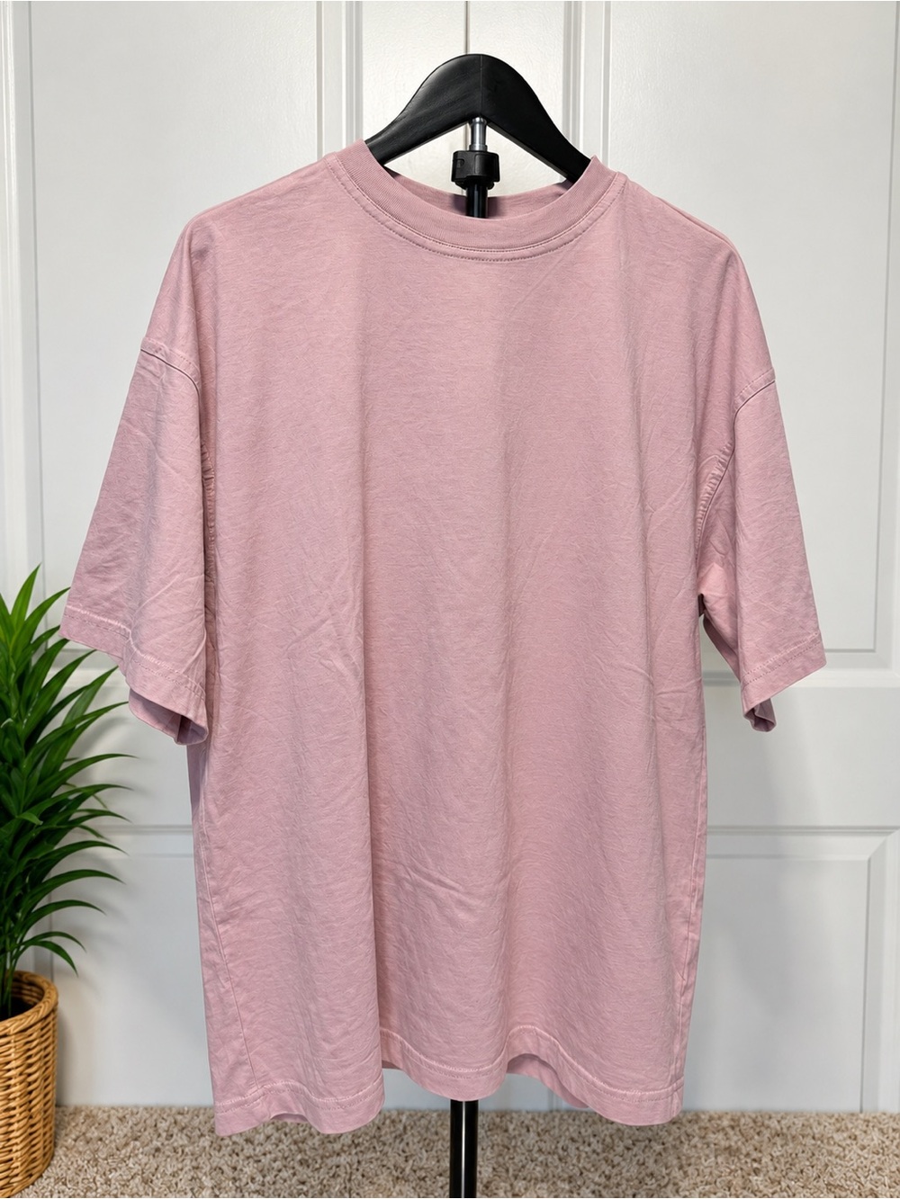 H&M Men's Short Sleeve Crewneck T-Shirt in Light Pink